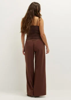 Basic singlet met kant