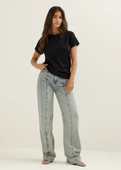 Basic T-shirt met opgerolde mouw