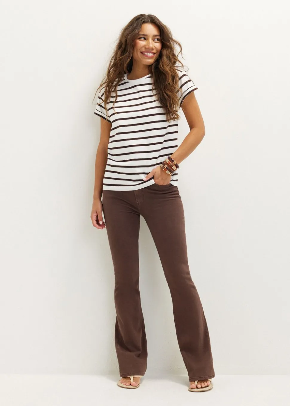 Basic T-shirt met opgerolde mouw