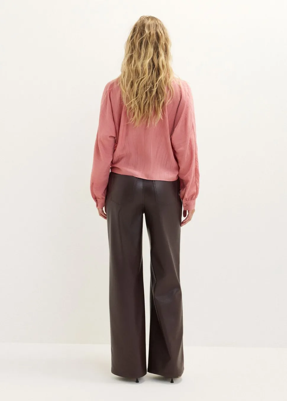 Blouse met gedraaid detail