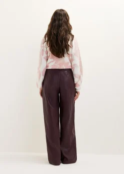 Broek van imitatieleer