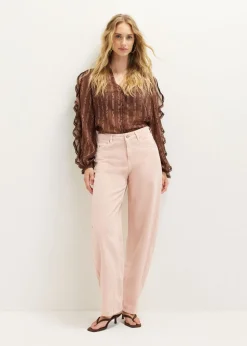 Cara barrel jeans