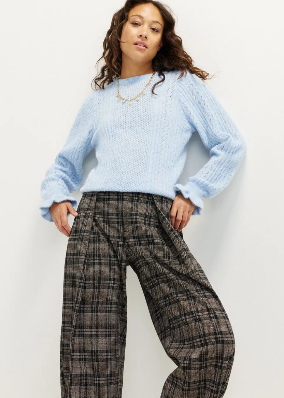 Gebreide trui met ruffles