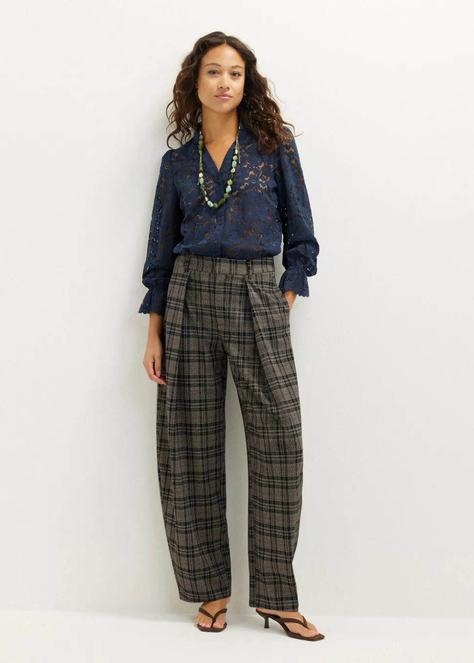 Kanten blouse met ruches