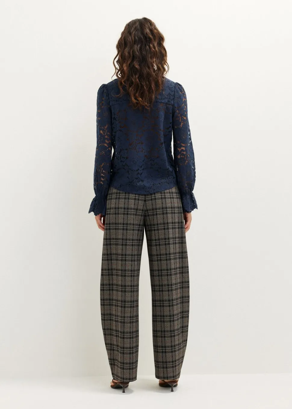 Kanten blouse met ruches