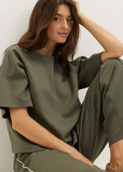 Oversized T-shirt