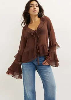 Ruffle top