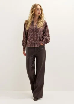 Top met paisley print