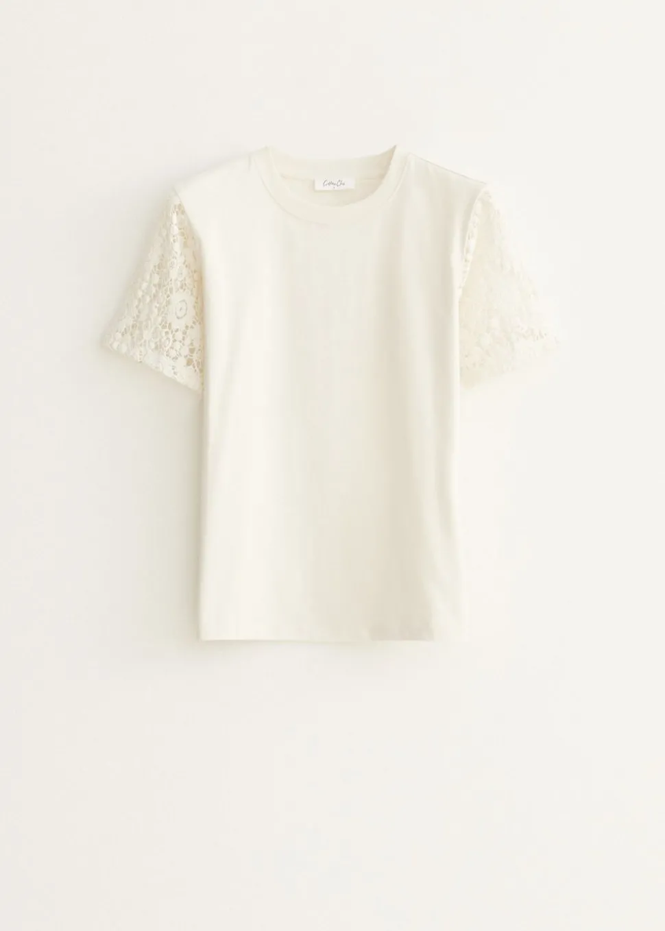 T-shirt met crochet mouwen