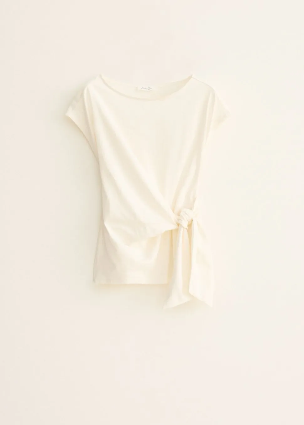 T-shirt met knoopdetail