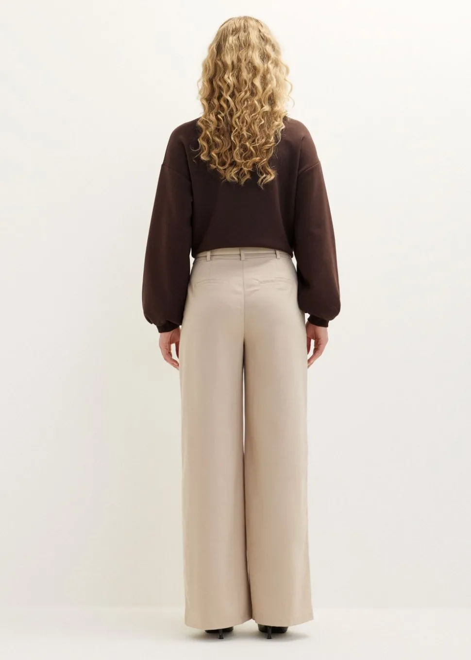 Wijde pantalon met riem